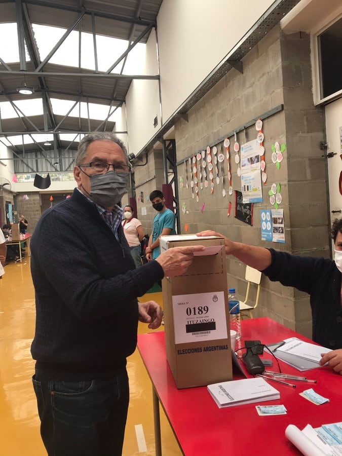 En Ituzaingó, donde Alberto Descalzo gobierna desde 1996, se vio la mayor afluencia en el Conurbano: perdió el oficialismo.