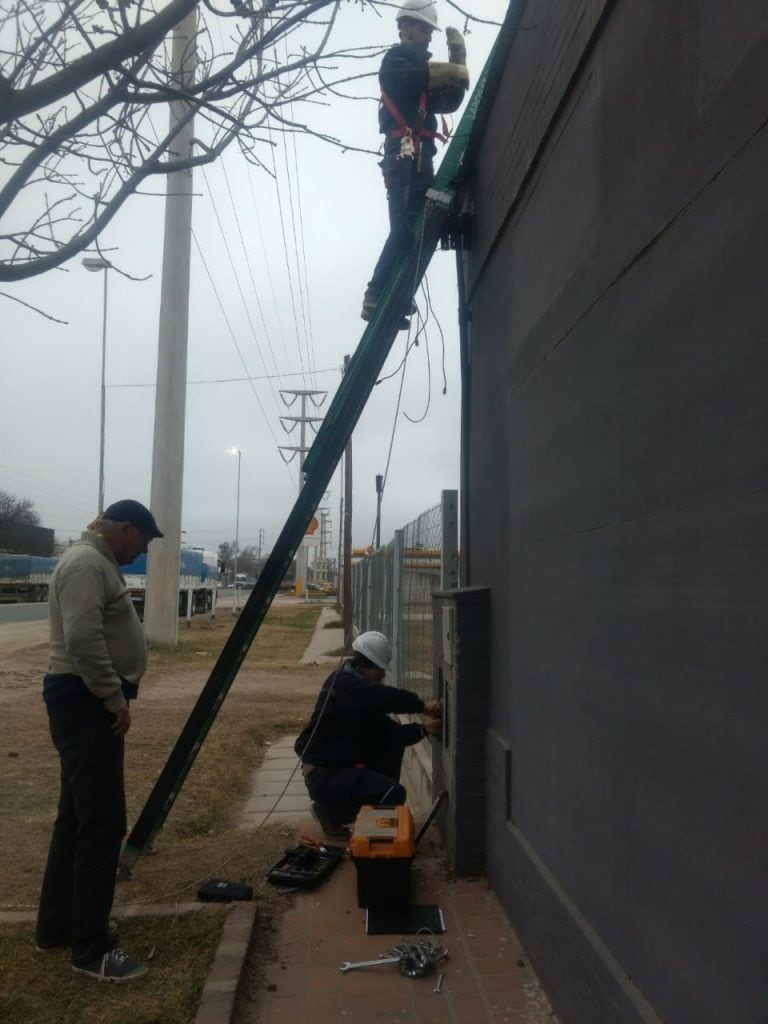 Colegio Da Vinci, el primero de Córdoba en conectarse a la red de Epec para producir energías alternativas.