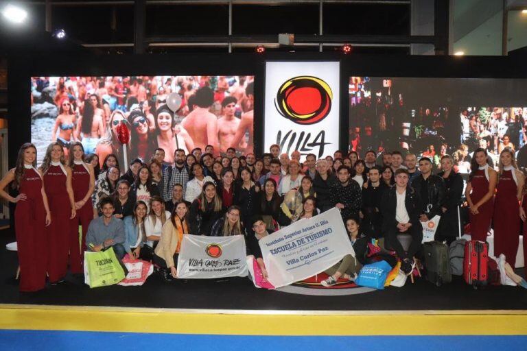 Alumnos de turismo de Carlos Paz presentes en la FIT