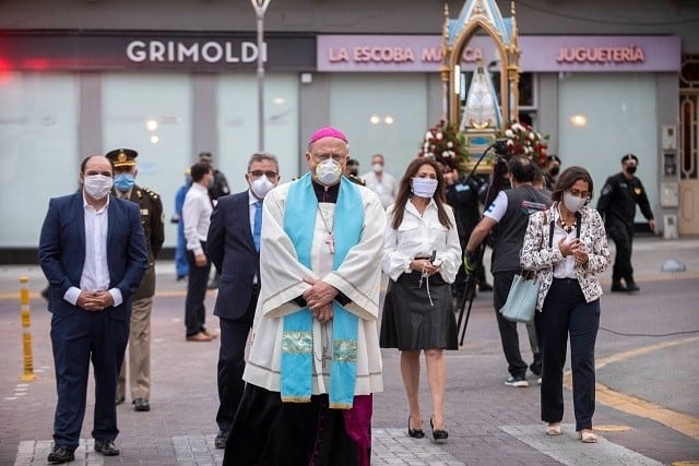 Procesión atípica de la Virgen del Valle.