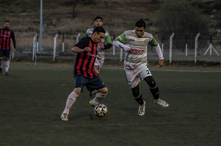 Ferro vs Cuervos del Fin del  Mundo