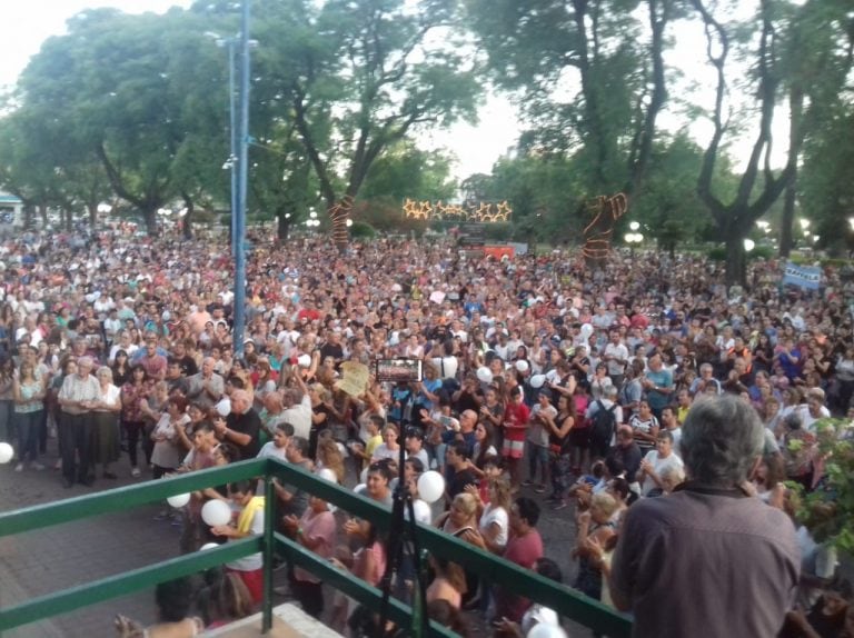 Marcha pidiendo seguridad y justicia por Gonzalo (Vía Rafaela)