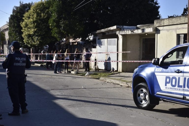 La vivienda atacada en Ameghino.