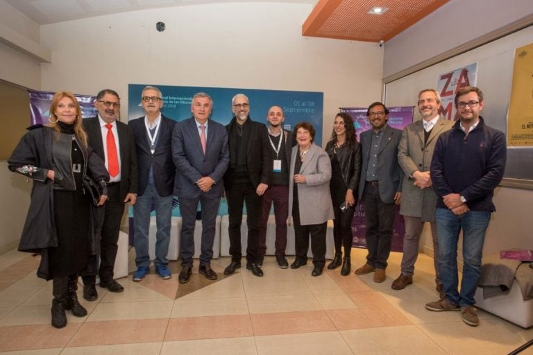 Marcelo Pont y Daniel Desaloms, los directores del Festival, agradecieron los esfuerzos de sus equipos de trabajo y el apoyo de las autoridades jujeñas y las delegaciones participantes.