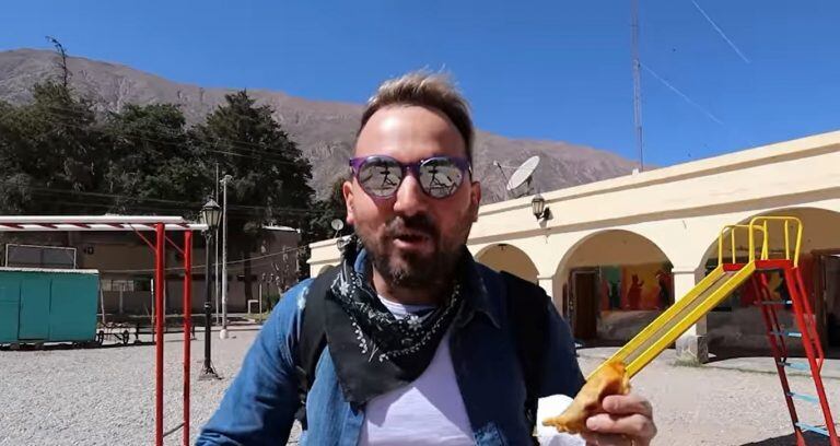 La versión maimareña de la empanada jujeña resultó la más barata, en la búsqueda del youtuber.