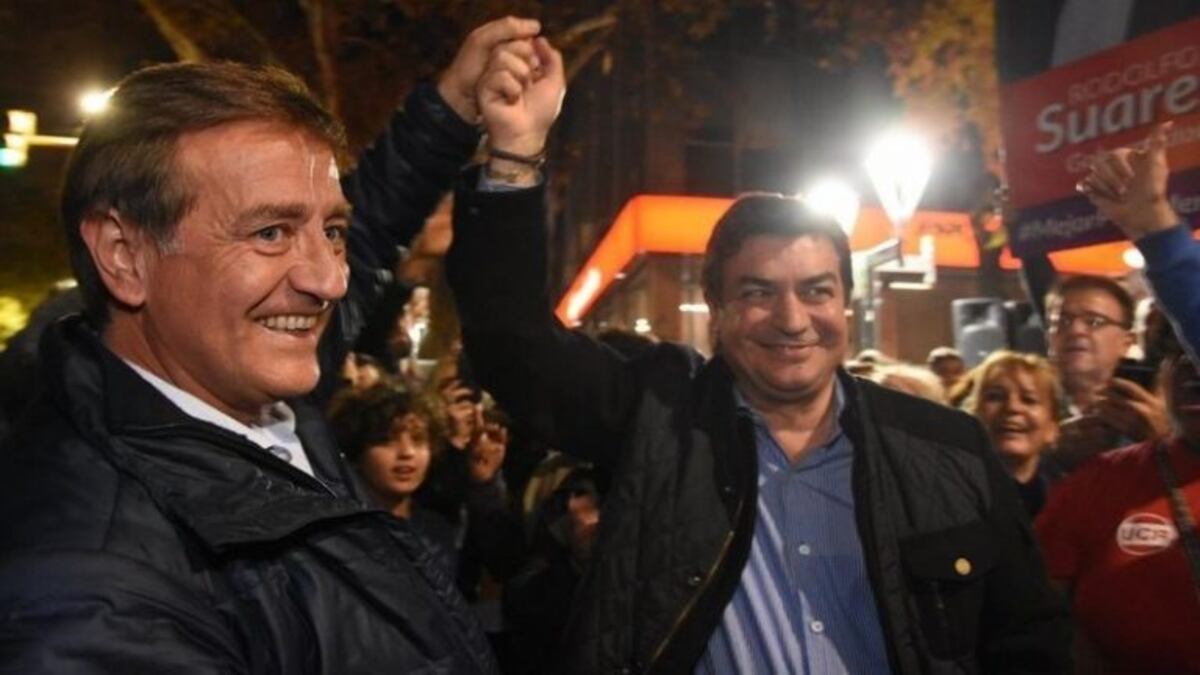 Suárez y De Marchi quieren evitar "fugas" en Cambia Mendoza