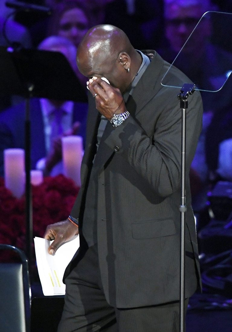 Michael Jordan durante su discurso en el homenaje. (Foto:Kevork Djansezian/Getty Images/AFP)