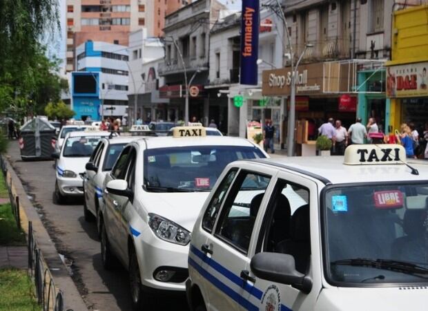 Taxis en San Luis.