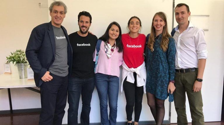 Oliva con los diseñadores industriales obereños Facundo Argañarás Machón y Gisel Kleiven en la capacitación de Facebook. (WEB)