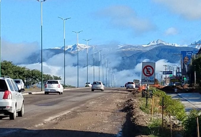 Los cerros salteños amanecieron nevados. (Twitter)