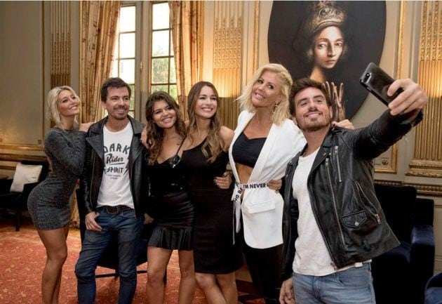 El equipo de Pampita Online.