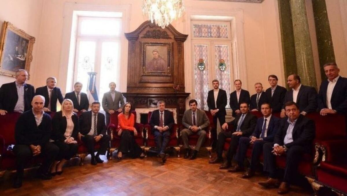 Doce gobernadores se reunieron para expresar su apoyo al Gobierno