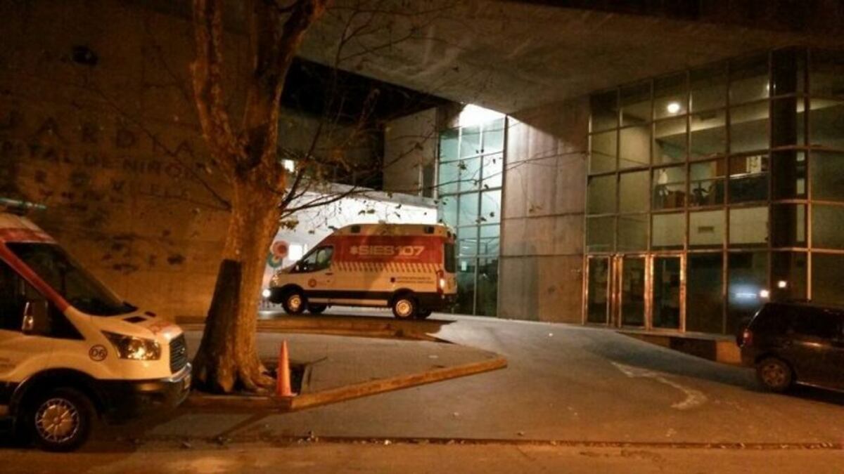 Una chica de 12 años quedó desfigurada tras ser golpeada antes de bailar en Colectividades