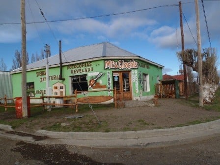 Los comercios se ven comprometidos por la mercadería.