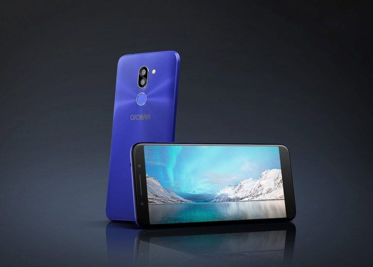 Nuevo modelo de Alcatel (3X) producido en Tierra del Fuego.