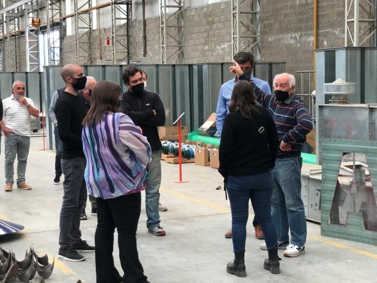 Funcionarios del Ministerio de Producción, Ciencia e Innovación Tecnológica de la Provincia de Buenos Aires, visitaron la planta industrial de TRAFER ubicada en el parque industrial de Tres Arroyos.