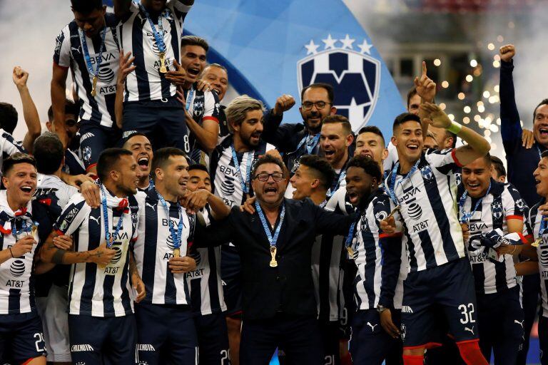 Antonio Mohamed celebra con el equipo. (Foto: Ginnette Riquelme/AP)