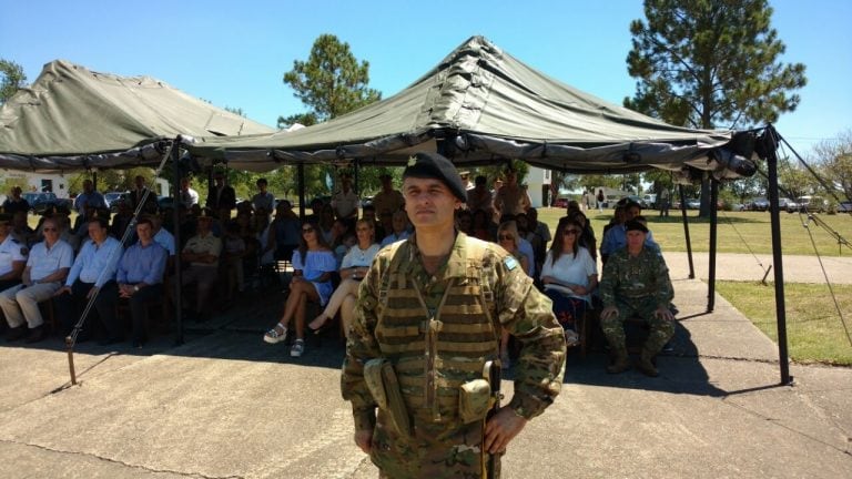 Walter Rovira en su acto de asunción al frente del Regimiento de Chajarí el 15 de diciembre de 2017