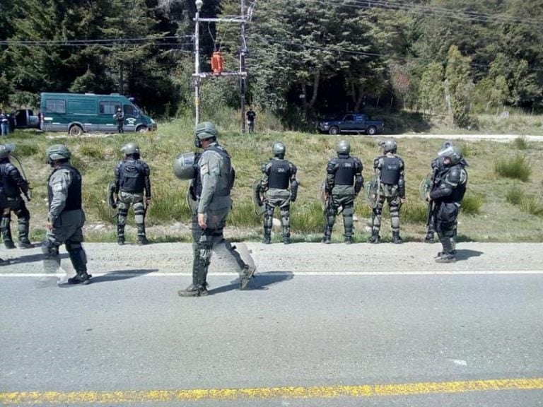 Aumentan la seguridad en Villa Mascardi tras el conflicto con la comunidad Mapuche