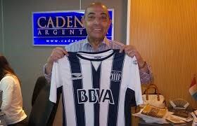 Futbolero e hincha de Racing Club, el conductor sanjuanino en Córdoba adoptó a Talleres.