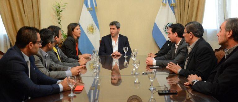 Tras la suspensión de los vuelos a Chile, reina la preocupación en el sector turístico.