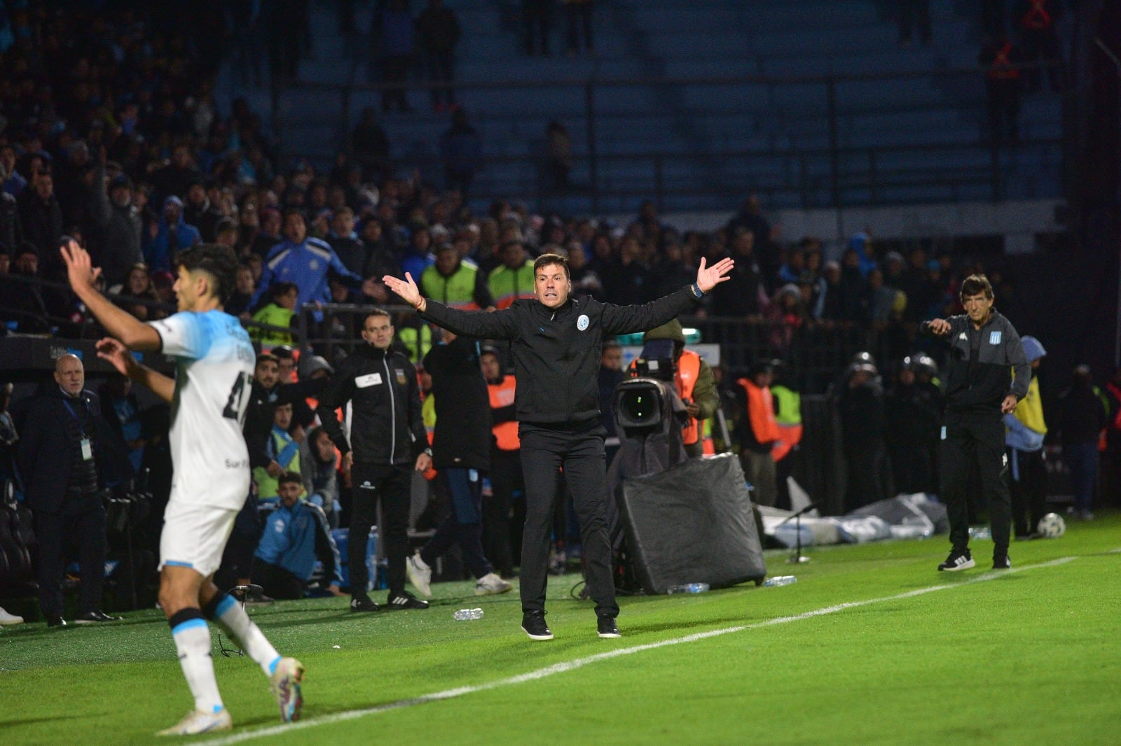 Real, feliz por la reacción de su equipo (Foto: Javier Ferreyra).