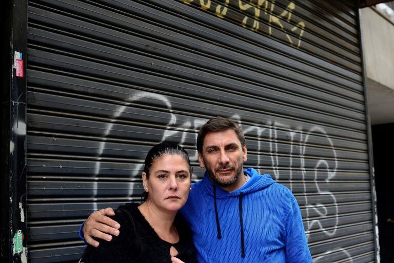 La mamá y papá de Gonzalo Arias. Foto: Clarín