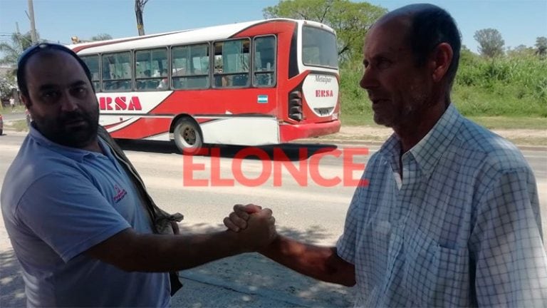 Dos conductores chocaron en Paraná y terminaron a los abrazos