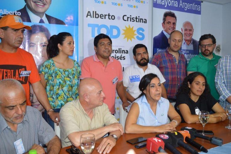 La diputada Moisés dio una conferencia de prensa esta noche en San Pedro de Jujuy, poco después de que se conociera los cómputos que marcaban una tendencia favorable al Frente de Todos en la provincia.