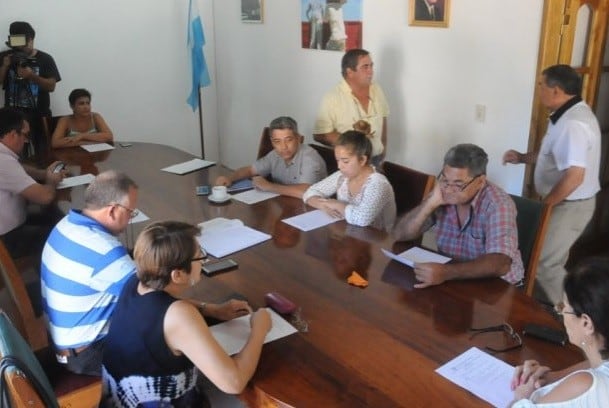 Los ediles del Concejo Deliberante de Santa Rosa, a la espera de la presencia de la intendenta de Santa Rosa, Norma Trigo, quien no se presentó.