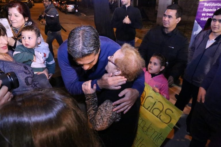 Capitanich habilitó las últimas tres cuadras de pavimento urbano en Villa Progreso. (Web).