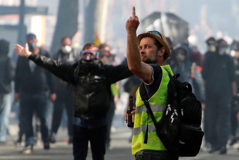 Protestantes de ''Chalecos amarillos'' (Foto: EFE/EPA/GUILLAUME HORCAJUELO)