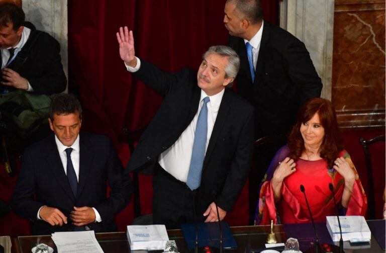 Sergio Massa, Alberto Fernández y Cristina Kirchner en la apertura de sesiones ordinarias del Congreso. (Foto: Clarín)