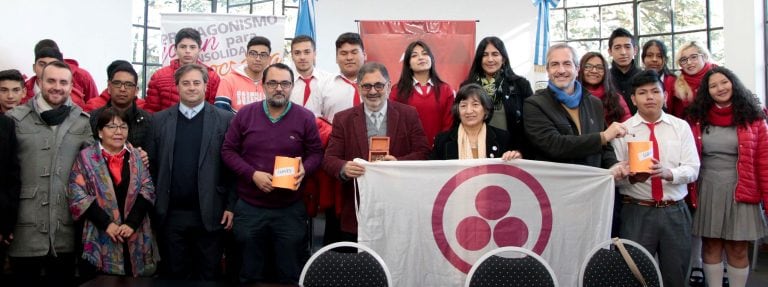 Se inició la colecta de llaves de bronce que serán fundidas para fabricar la campana del monumento a la paz.