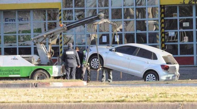 La policía secuestró varios vehículos (La Arena)