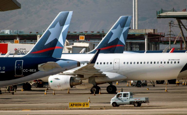 Aviones. (Photo by Martin BERNETTI / AFP)