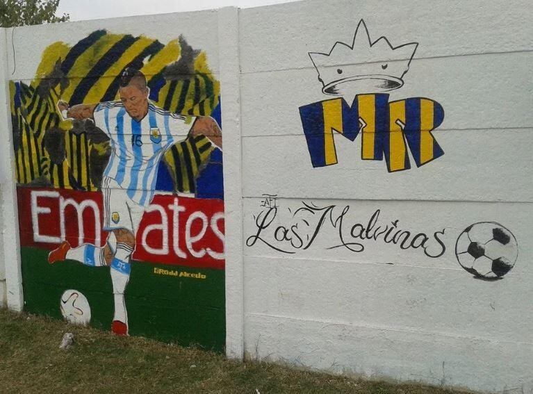 El mural de Rojo en el club Malvinas