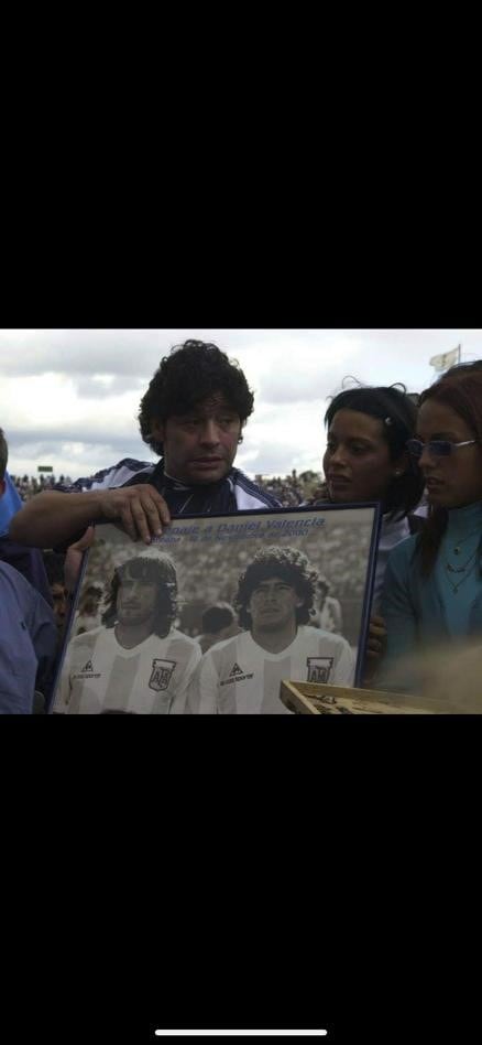 "No veía a mi papá y a Diego juntos desde el partido despedida del año 2.000. El año pasado se reencontraron, fue un momento hermoso".