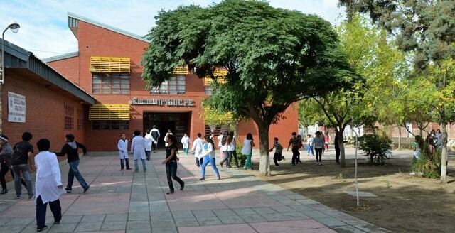 Neuquén tiene más de 900 escuelas.