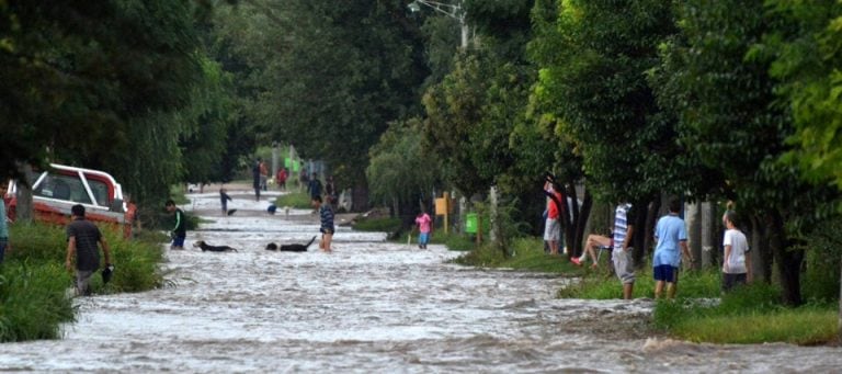 Más de 700 evacuados y 600.000 hectáreas afectadas por las inundaciones en Santiago del Estero