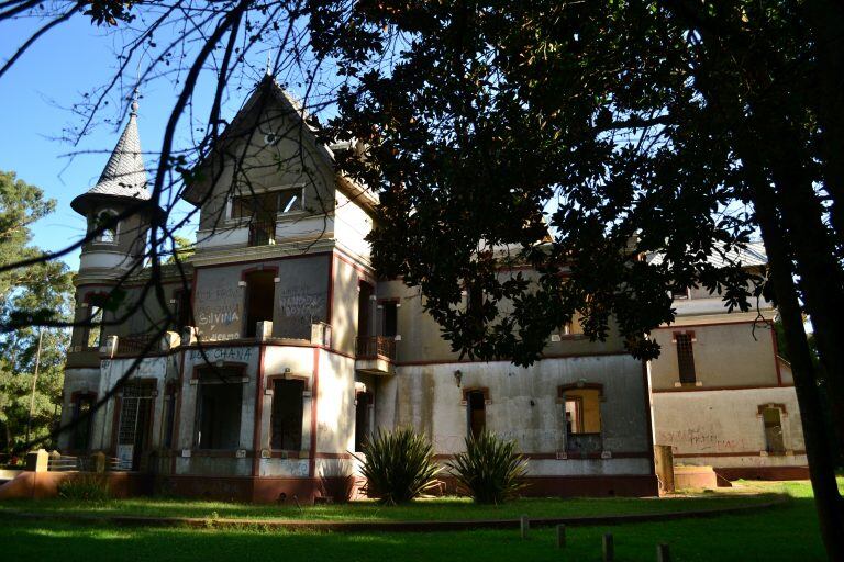 El castillo San Francisco, en Rauch, provincia de Buenos Aires. (Vía Buenos Aires)