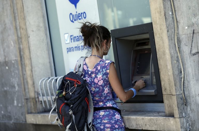 Los bancos argentinos cerrarán sus sucursales hasta el 31 de marzo