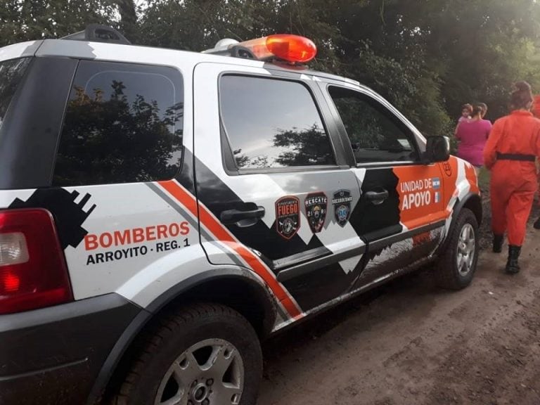 Bomberos Voluntarios de Arroyito rescate acuático de personas