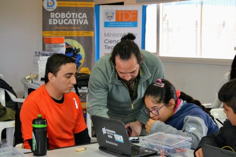 Proyecto de Robótica para Integrar Comunidades