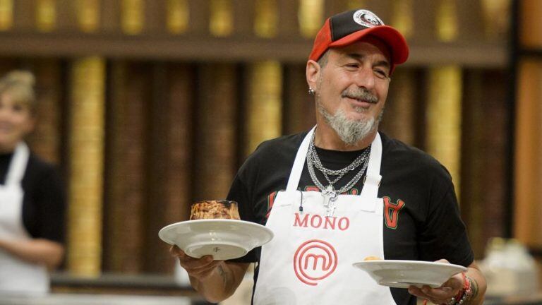 El Mono, cantante de Kapanga, en MasterChef.