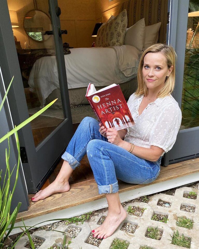 Se sabe que Reese Witherspoon a sus 44 años realiza ayunos intermitentes para cuidar su salud. (Instagram/@reesewitherspoon)