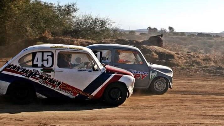 La Clase A, con los populares Fiat 600 que siguen dando batalla en el automovilismo regional.