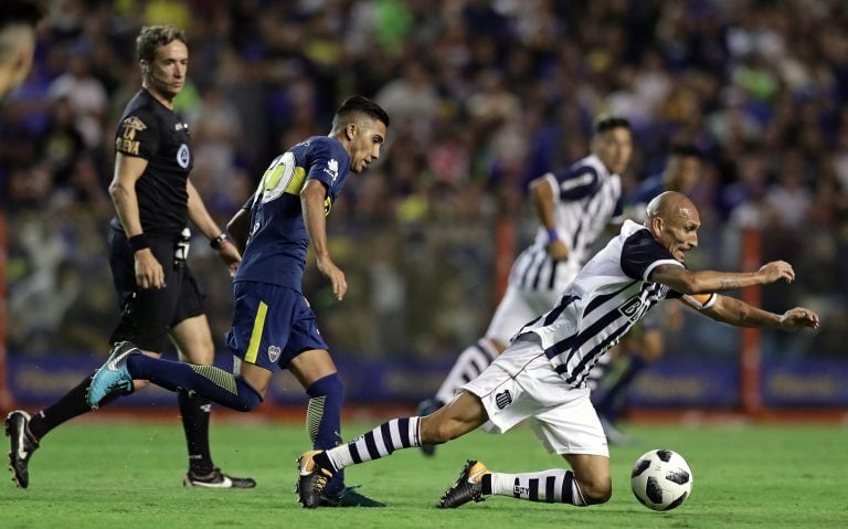 Bebelo y El Cholo en el último cruce defendiendo colores distintos.