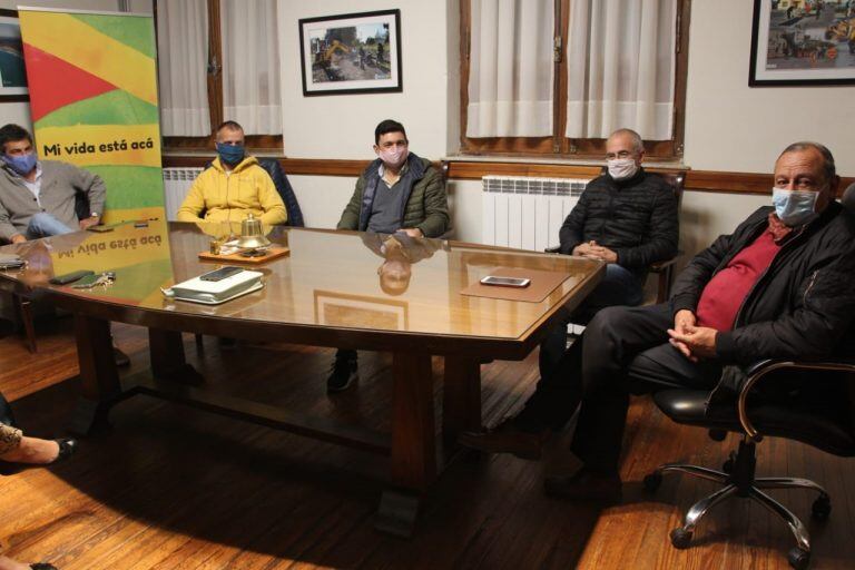 Reunión por la flexibilización de la cuarentena en Tres Arroyos