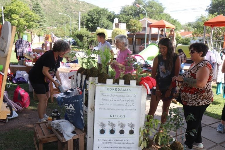 Feria Barrial de Economía Social en Carlos Paz